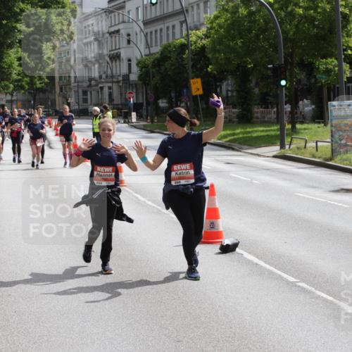 14.06.2026 - REWE Women's Run Jannik Wohlers http://msf.ph/oto/9817673 14.06.2026 10:57:22 Laufen 5891, 651, 01, 7 meine-sportfotos.de