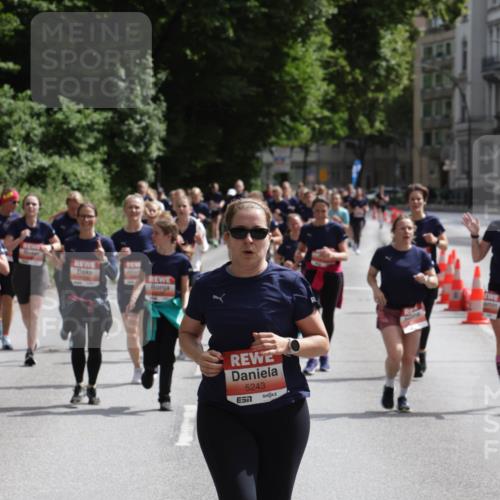 14.06.2026 - REWE Women's Run Jannik Wohlers http://msf.ph/oto/9817685 14.06.2026 10:57:25 Laufen 5243 meine-sportfotos.de