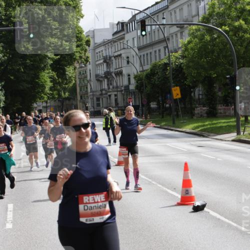 14.06.2026 - REWE Women's Run Jannik Wohlers http://msf.ph/oto/9817689 14.06.2026 10:57:27 Laufen 5243, 1, 1, 7, 4, 0440, 4 meine-sportfotos.de