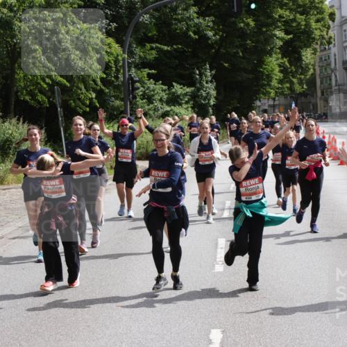 14.06.2026 - REWE Women's Run Jannik Wohlers http://msf.ph/oto/9817696 14.06.2026 10:57:28 Laufen 7, 5310 meine-sportfotos.de