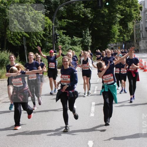 14.06.2026 - REWE Women's Run Jannik Wohlers http://msf.ph/oto/9817699 14.06.2026 10:57:29 Laufen 5449, 7, 5310 meine-sportfotos.de