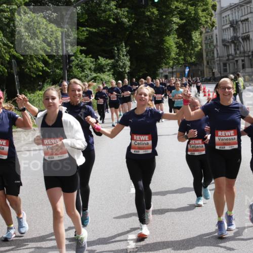 14.06.2026 - REWE Women's Run Jannik Wohlers http://msf.ph/oto/9817715 14.06.2026 10:57:32 Laufen 5027, 7, 5607, 57, 5885, 5610, 7, 5609, 51, 01 meine-sportfotos.de