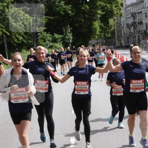 14.06.2026 - REWE Women's Run Jannik Wohlers http://msf.ph/oto/9817722 14.06.2026 10:57:32 Laufen 5161, 5027, 7, 5077, 57, 5608, 7, 5607, 7, 51, 5610, 5609, 57, 01 meine-sportfotos.de