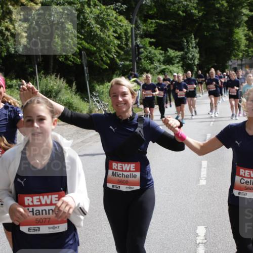 14.06.2026 - REWE Women's Run Jannik Wohlers http://msf.ph/oto/9817728 14.06.2026 10:57:33 Laufen 5027, 5077, 7, 5608, 7, 5607, 5685 meine-sportfotos.de