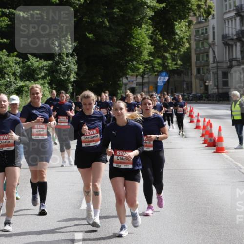 14.06.2026 - REWE Women's Run Jannik Wohlers http://msf.ph/oto/9817747 14.06.2026 10:57:38 Laufen 5742, 5525, 5285, 7, 6, 30 meine-sportfotos.de