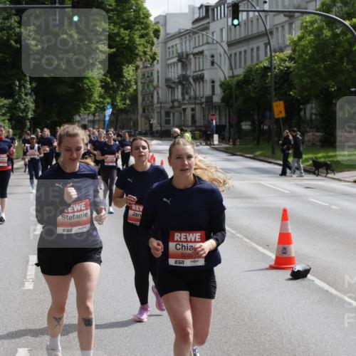 14.06.2026 - REWE Women's Run Jannik Wohlers http://msf.ph/oto/9817757 14.06.2026 10:57:41 Laufen 5572, 5525, 5285, 7, 01 meine-sportfotos.de
