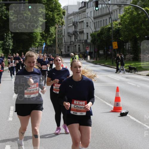 14.06.2026 - REWE Women's Run Jannik Wohlers http://msf.ph/oto/9817758 14.06.2026 10:57:41 Laufen 5572, 57, 5525, 7, 5285, 7, 1, 1235, 3 meine-sportfotos.de