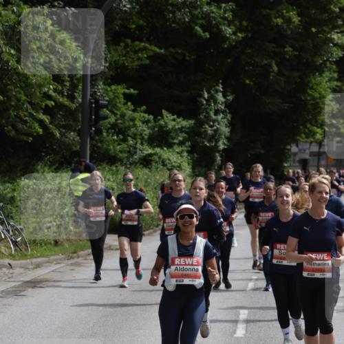14.06.2026 - REWE Women's Run Jannik Wohlers http://msf.ph/oto/9817774 14.06.2026 10:57:47 Laufen 5482, 5783, 7 meine-sportfotos.de