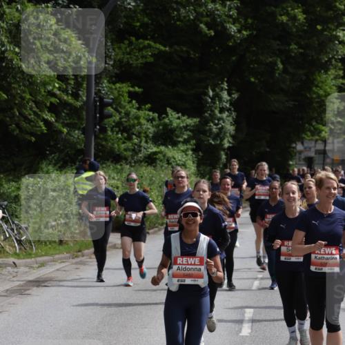 14.06.2026 - REWE Women's Run Jannik Wohlers http://msf.ph/oto/9817775 14.06.2026 10:57:47 Laufen 5482, 5783 meine-sportfotos.de