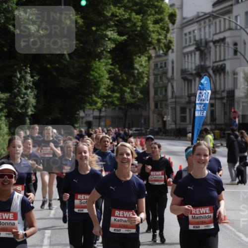 14.06.2026 - REWE Women's Run Jannik Wohlers http://msf.ph/oto/9817783 14.06.2026 10:57:48 Laufen 5482, 7, 529, 57, 6, 30, 5783, 7, 5784 meine-sportfotos.de