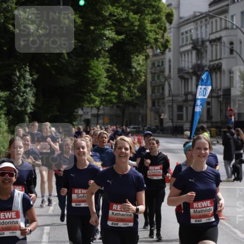 14.06.2026 - REWE Women's Run Jannik Wohlers http://msf.ph/oto/9817784 14.06.2026 10:57:49 Laufen 57, 5293, 5783, 7, 5784, 7, 5482 meine-sportfotos.de