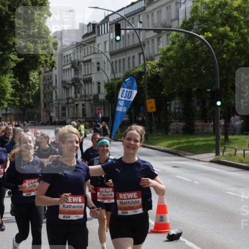 14.06.2026 - REWE Women's Run Jannik Wohlers http://msf.ph/oto/9817788 14.06.2026 10:57:50 Laufen 6293, 630, 5783, 7, 5784, 01 meine-sportfotos.de
