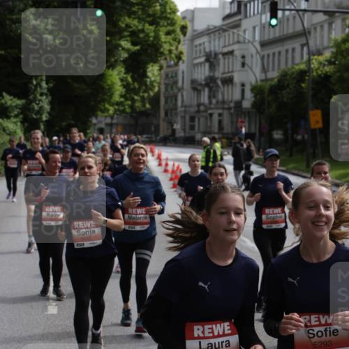 14.06.2026 - REWE Women's Run Jannik Wohlers http://msf.ph/oto/9817796 14.06.2026 10:57:52 Laufen 5623, 57, 857, 5292, 5293 meine-sportfotos.de