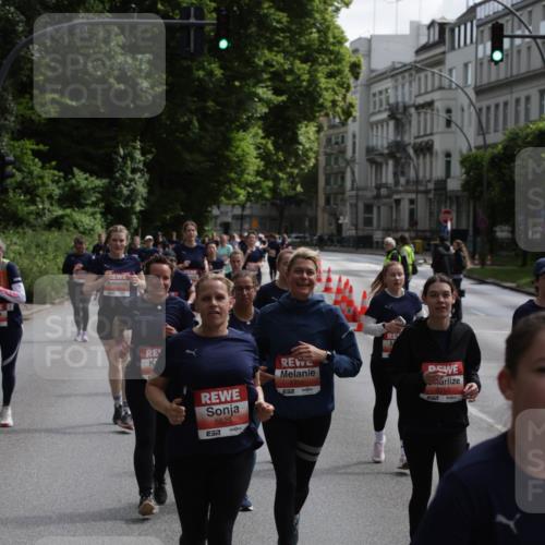 14.06.2026 - REWE Women's Run Jannik Wohlers http://msf.ph/oto/9817797 14.06.2026 10:57:52 Laufen 5623, 57, 5751, 651, 5750, 5292, 7 meine-sportfotos.de