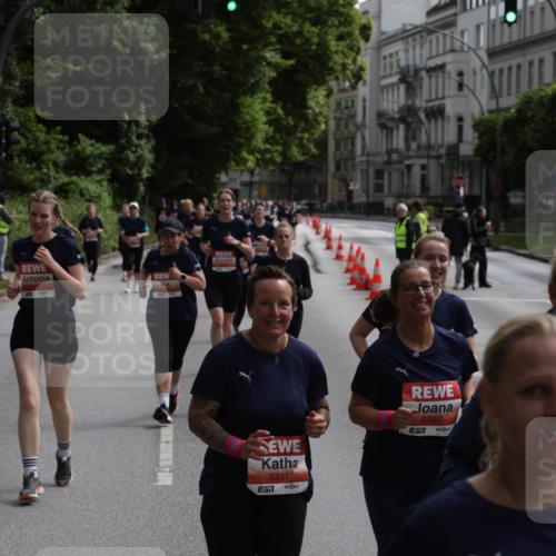 14.06.2026 - REWE Women's Run Jannik Wohlers http://msf.ph/oto/9817809 14.06.2026 10:57:54 Laufen 5331, 5795, 5 meine-sportfotos.de
