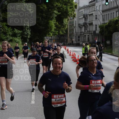 14.06.2026 - REWE Women's Run Jannik Wohlers http://msf.ph/oto/9817811 14.06.2026 10:57:54 Laufen 5331, 5795 meine-sportfotos.de