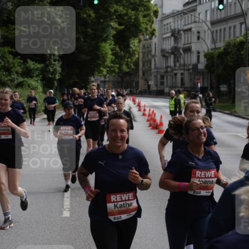 14.06.2026 - REWE Women's Run Jannik Wohlers http://msf.ph/oto/9817812 14.06.2026 10:57:54 Laufen 51, 5331, 5795 meine-sportfotos.de