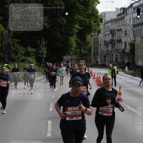 14.06.2026 - REWE Women's Run Jannik Wohlers http://msf.ph/oto/9817821 14.06.2026 10:57:57 Laufen 5460, 5521 meine-sportfotos.de