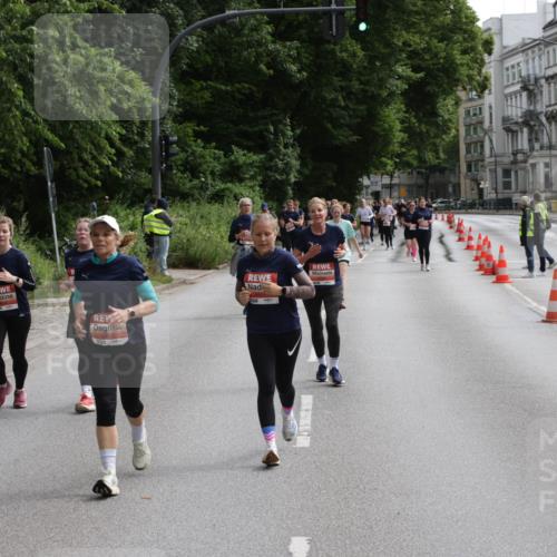 14.06.2026 - REWE Women's Run Jannik Wohlers http://msf.ph/oto/9817831 14.06.2026 10:58:03 Laufen 1 meine-sportfotos.de