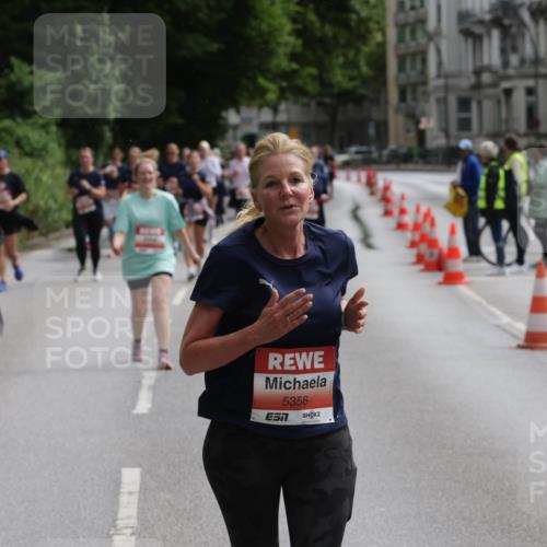 14.06.2026 - REWE Women's Run Jannik Wohlers http://msf.ph/oto/9817846 14.06.2026 10:58:06 Laufen 5356 meine-sportfotos.de