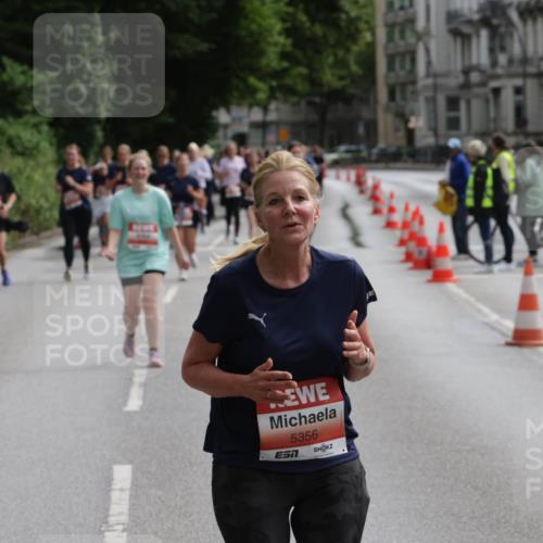 14.06.2026 - REWE Women's Run Jannik Wohlers http://msf.ph/oto/9817848 14.06.2026 10:58:06 Laufen 5356 meine-sportfotos.de
