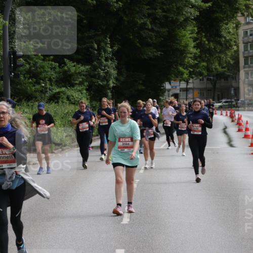 14.06.2026 - REWE Women's Run Jannik Wohlers http://msf.ph/oto/9817851 14.06.2026 10:58:07 Laufen 5137 meine-sportfotos.de