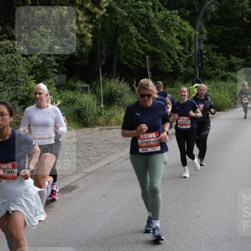 14.06.2026 - REWE Women's Run Jannik Wohlers http://msf.ph/oto/9817914 14.06.2026 10:58:20 Laufen 657, 5346, 57 meine-sportfotos.de