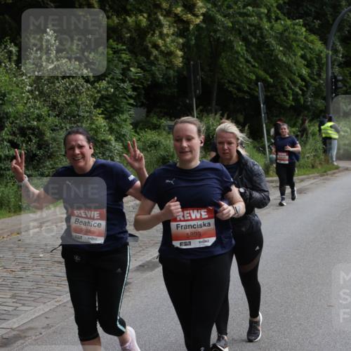 14.06.2026 - REWE Women's Run Jannik Wohlers http://msf.ph/oto/9817930 14.06.2026 10:58:23 Laufen 5684, 5893, 7 meine-sportfotos.de