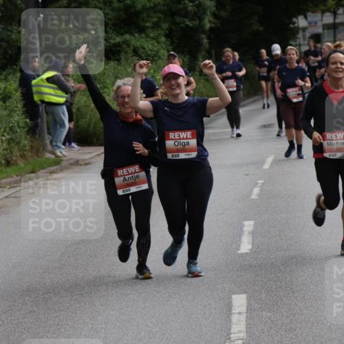 14.06.2026 - REWE Women's Run Jannik Wohlers http://msf.ph/oto/9817941 14.06.2026 10:58:27 Laufen 5289, 7, 5290, 57, 5457, 7 meine-sportfotos.de