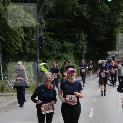 14.06.2026 - REWE Women's Run Jannik Wohlers http://msf.ph/oto/9817944 14.06.2026 10:58:28 Laufen 5289, 5290 meine-sportfotos.de