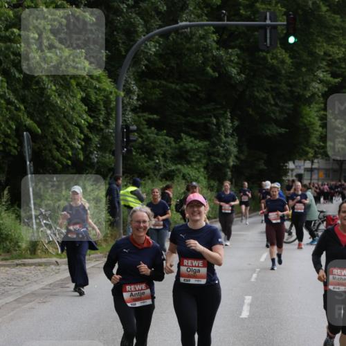 14.06.2026 - REWE Women's Run Jannik Wohlers http://msf.ph/oto/9817946 14.06.2026 10:58:28 Laufen 5289, 651, 5290, 5457, 57 meine-sportfotos.de