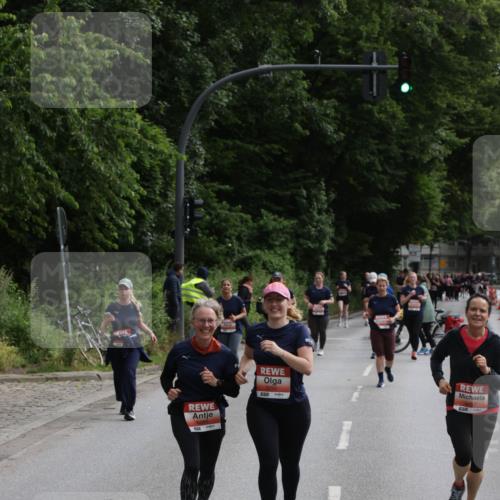 14.06.2026 - REWE Women's Run Jannik Wohlers http://msf.ph/oto/9817947 14.06.2026 10:58:28 Laufen 657, 5290, 517, 5457 meine-sportfotos.de