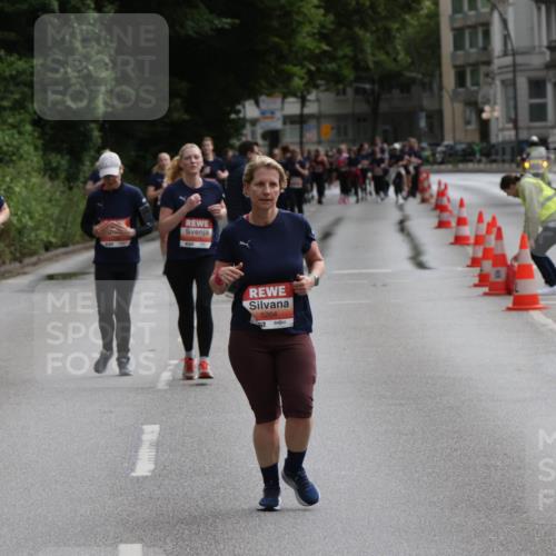 14.06.2026 - REWE Women's Run Jannik Wohlers http://msf.ph/oto/9817976 14.06.2026 10:58:32 Laufen 5920, 5204 meine-sportfotos.de