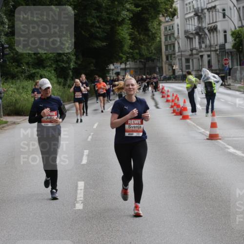 14.06.2026 - REWE Women's Run Jannik Wohlers http://msf.ph/oto/9817989 14.06.2026 10:58:37 Laufen 5474, 1 meine-sportfotos.de