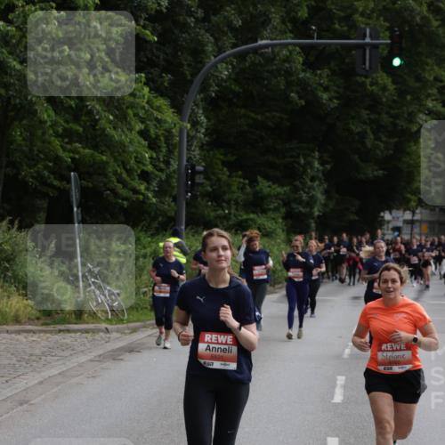 14.06.2026 - REWE Women's Run Jannik Wohlers http://msf.ph/oto/9818047 14.06.2026 10:58:49 Laufen 5531, 57, 6050 meine-sportfotos.de