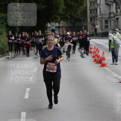 14.06.2026 - REWE Women's Run Jannik Wohlers http://msf.ph/oto/9818055 14.06.2026 10:58:52 Laufen 5044, 6000 meine-sportfotos.de