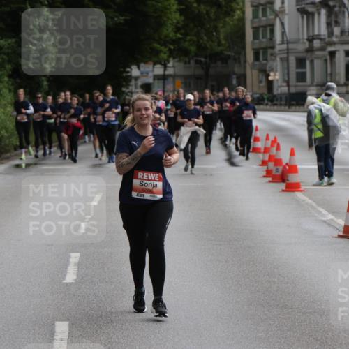 14.06.2026 - REWE Women's Run Jannik Wohlers http://msf.ph/oto/9818057 14.06.2026 10:58:52 Laufen 5044, 6000, 7 meine-sportfotos.de