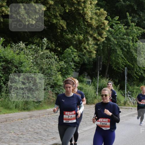 14.06.2026 - REWE Women's Run Jannik Wohlers http://msf.ph/oto/9818076 14.06.2026 10:58:56 Laufen 5045, 5044 meine-sportfotos.de