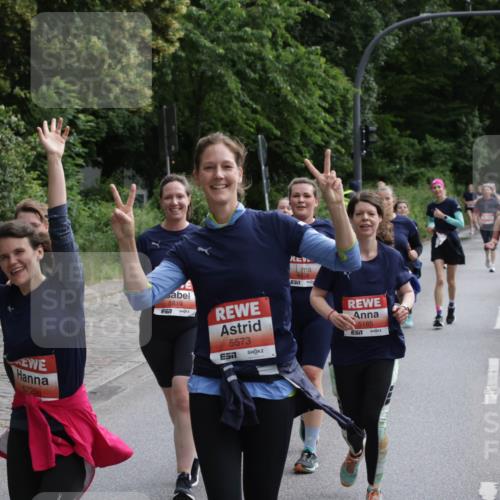 14.06.2026 - REWE Women's Run Jannik Wohlers http://msf.ph/oto/9818127 14.06.2026 10:59:09 Laufen 5392, 5725, 5819, 57, 5573, 6058, 5185 meine-sportfotos.de
