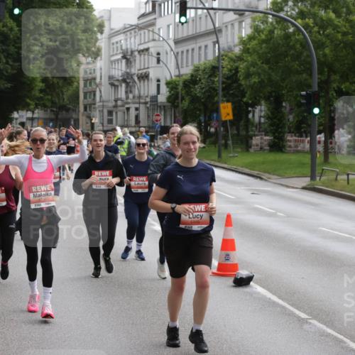 14.06.2026 - REWE Women's Run Jannik Wohlers http://msf.ph/oto/9818137 14.06.2026 10:59:11 Laufen 5200, 5446, 01 meine-sportfotos.de