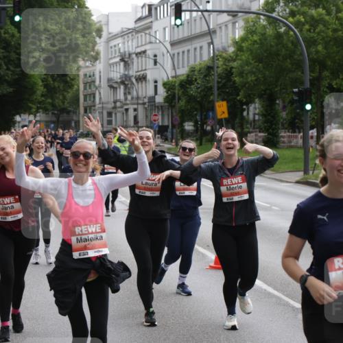 14.06.2026 - REWE Women's Run Jannik Wohlers http://msf.ph/oto/9818145 14.06.2026 10:59:13 Laufen 5200, 5743, 7, 1, 5744 meine-sportfotos.de