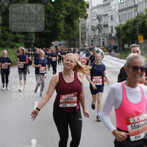 14.06.2026 - REWE Women's Run Jannik Wohlers http://msf.ph/oto/9818152 14.06.2026 10:59:14 Laufen 352, 5354, 5743, 7, 5200, 5203, 657 meine-sportfotos.de