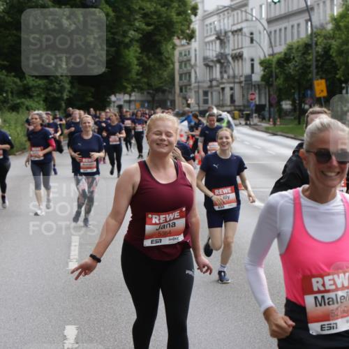 14.06.2026 - REWE Women's Run Jannik Wohlers http://msf.ph/oto/9818154 14.06.2026 10:59:14 Laufen 5354, 5200, 7, 5203, 7 meine-sportfotos.de