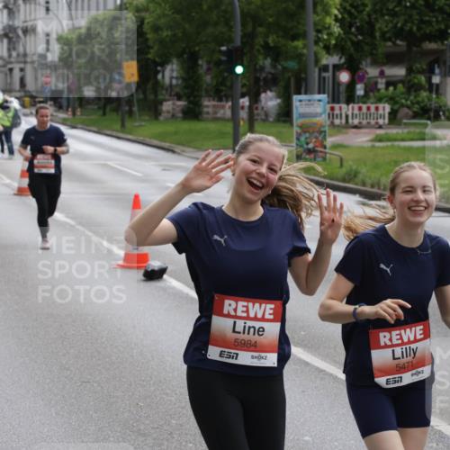 14.06.2026 - REWE Women's Run Jannik Wohlers http://msf.ph/oto/9818162 14.06.2026 10:59:16 Laufen 5984, 5471, 57 meine-sportfotos.de