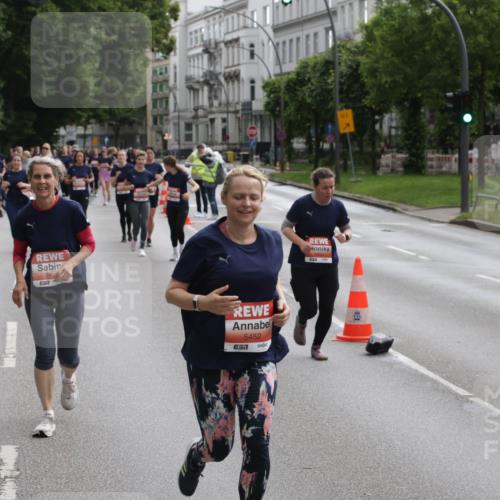 14.06.2026 - REWE Women's Run Jannik Wohlers http://msf.ph/oto/9818171 14.06.2026 10:59:17 Laufen 512, 5452, 7, 01 meine-sportfotos.de