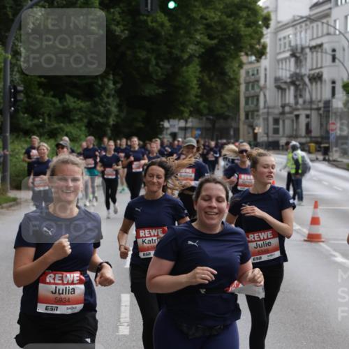 14.06.2026 - REWE Women's Run Jannik Wohlers http://msf.ph/oto/9818190 14.06.2026 10:59:24 Laufen 5934, 535, 6517, 5349, 7 meine-sportfotos.de