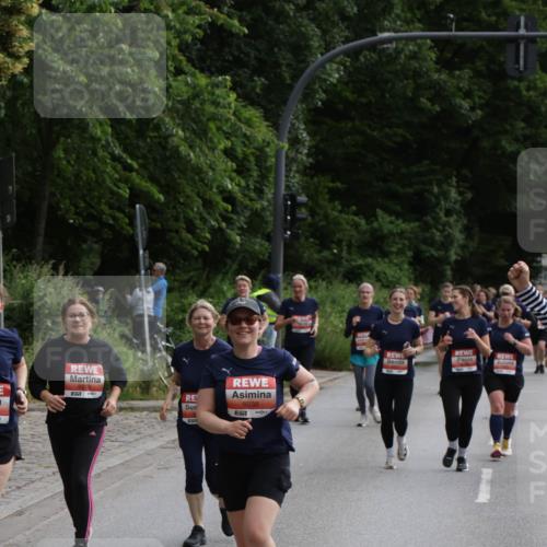 14.06.2026 - REWE Women's Run Jannik Wohlers http://msf.ph/oto/9818201 14.06.2026 10:59:27 Laufen 6010, 6038 meine-sportfotos.de