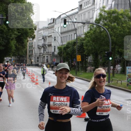 14.06.2026 - REWE Women's Run Jannik Wohlers http://msf.ph/oto/9818213 14.06.2026 10:59:28 Laufen 54, 7, 31, 7, 5273 meine-sportfotos.de