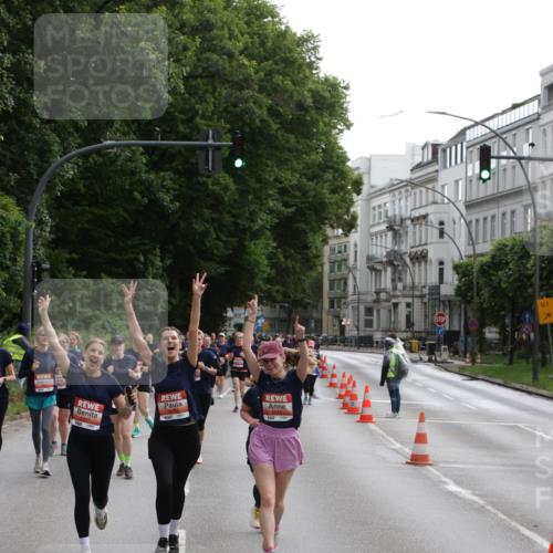 14.06.2026 - REWE Women's Run Jannik Wohlers http://msf.ph/oto/9818217 14.06.2026 10:59:30 Laufen 01 meine-sportfotos.de