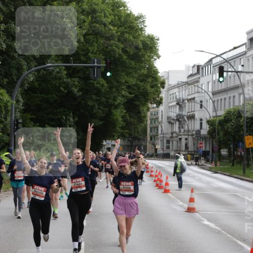 14.06.2026 - REWE Women's Run Jannik Wohlers http://msf.ph/oto/9818218 14.06.2026 10:59:30 Laufen 01 meine-sportfotos.de